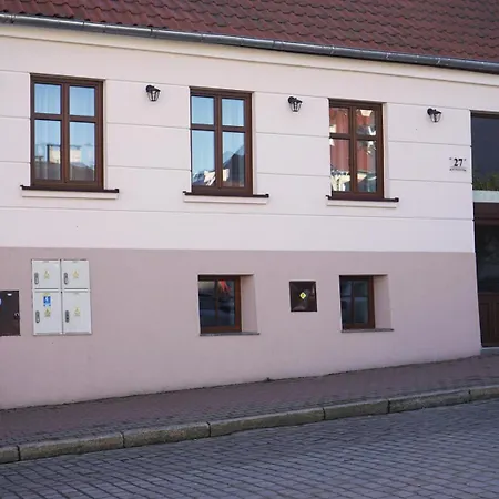 Kamienica Na Nowo Warszawska * Mrągowo